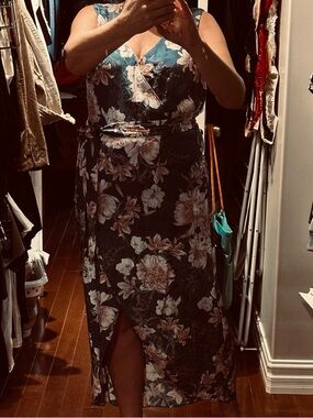 Sz 10⭐️New Ever New Melbourne Navy Floral Jacquard Faux Wrap Dress. Never Worn!